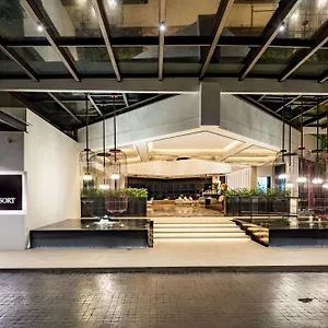 **** Курортный комплекс Doubletree By Hilton Penang Малайзия